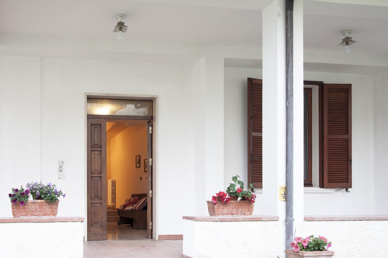 סולמונה Villa Del Poeta מראה חיצוני תמונה
